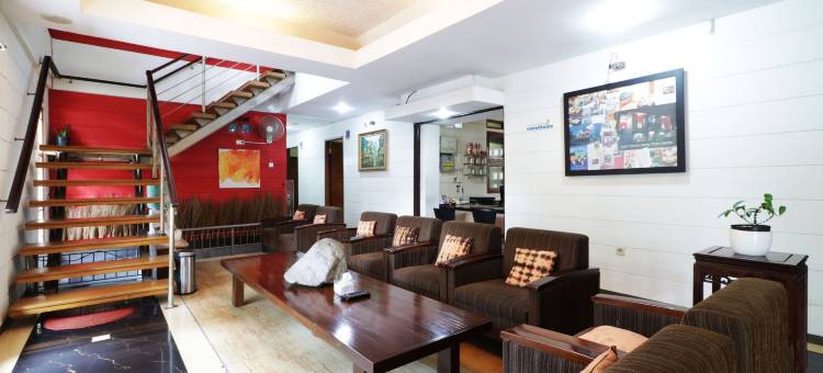 鲁玛达瓦酒店(Rumah Tawa Hotel Syariah)图片
