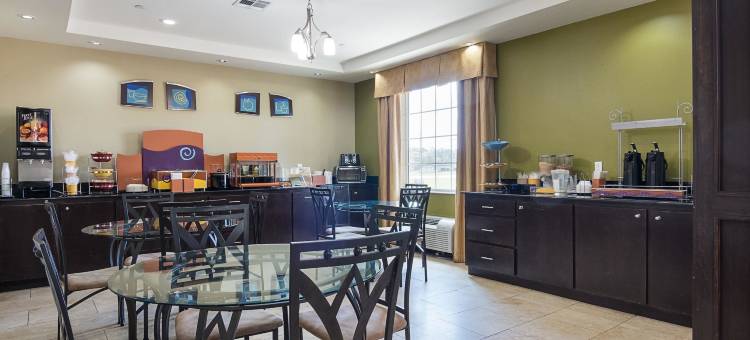 罗德威套房酒店(Rodeway Inn & Suites)图片