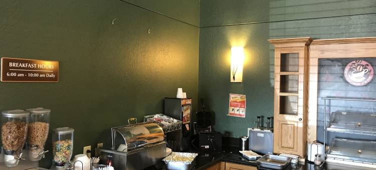 AmericInn by Wyndham West Bend图片