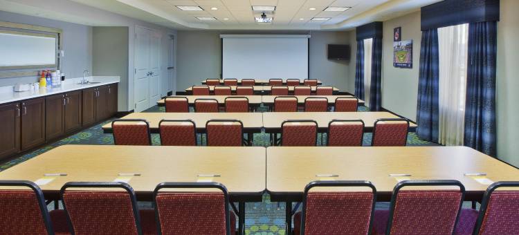 伊利里亚希尔顿欢朋套房酒店(Hampton Inn & Suites Elyria)图片