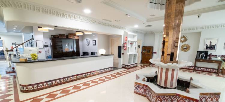 塞尔科蒂尔多纳卡梅拉酒店(Hotel Sercotel Doña Carmela)图片