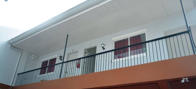 艾许利与比尔套房花园酒店(Ashley and Bill's Suites 'n Garden Hotel and Vacation Homes)图片