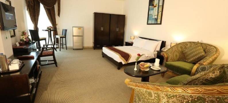 维拉宫酒店(La Villa Palace Hotel)图片