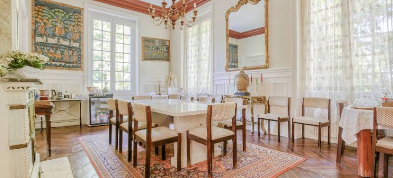 德文卡司特勒特城堡(Château d'Avesnes - le Castelet)图片