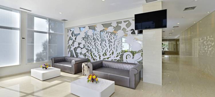 惠斯精选酒店-苏迪曼芝拉扎普(Whiz Prime Hotel Sudirman Cilacap)图片