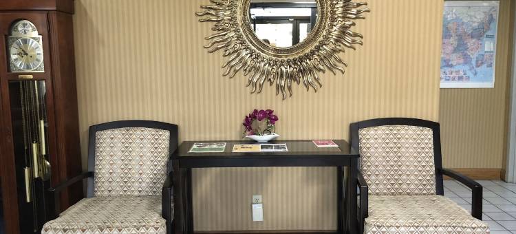 富兰克林高速公路31号速8酒店(Super 8 by Wyndham Franklin Hwy 31)图片