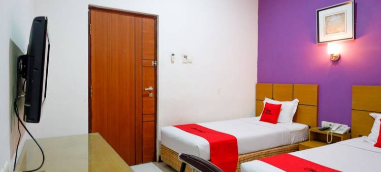 红多兹酒店-近哈比比艾农纪念碑(RedDoorz Near Monumen Habibi Ainun)图片