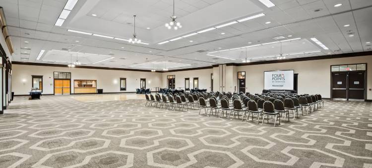 福朋喜来登密尔沃基机场酒店(Four Points by Sheraton Milwaukee Airport)图片