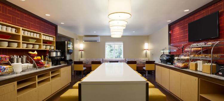 格林斯伯勒美茵斯坦套房酒店(MainStay Suites Greensboro)图片