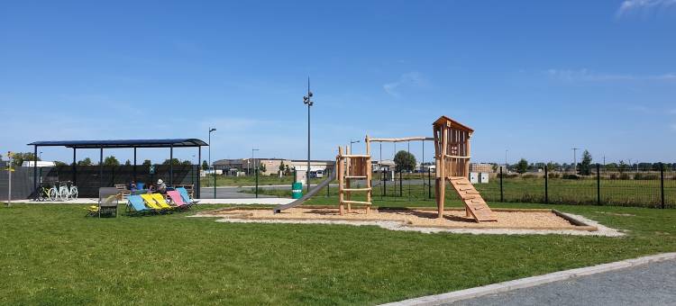 宜必思蓬托尔松圣米歇尔山酒店(Ibis Pontorson Baie du Mont-Saint-Michel)图片