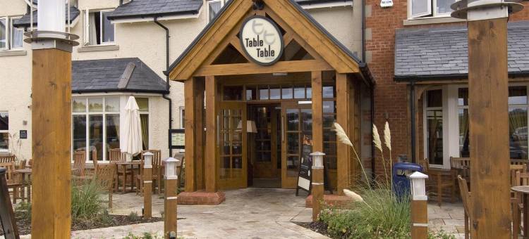 里兹兰普瑞米尔酒店(Premier Inn Rhuddlan)图片