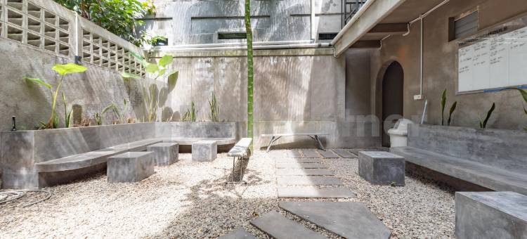 万塔丽文万隆红帕特纳(Manta Living Bandung RedPartner)图片