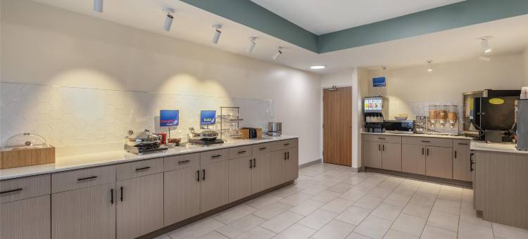 贝斯特韦斯特路易斯维尔南-谢泼兹维尔酒店(Best Western Louisville South/Shepherdsville)图片