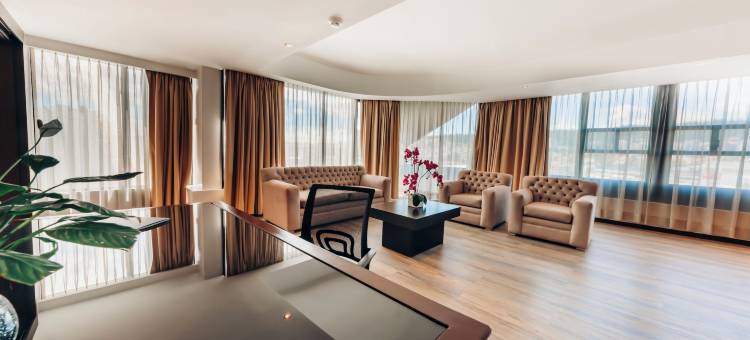 基多拉昆塔温德姆酒店(La Quinta by Wyndham Quito)图片