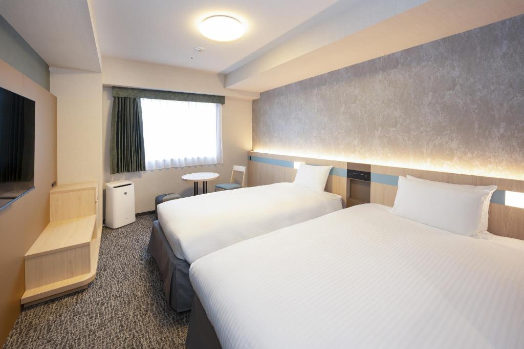 Hotel Lumiere Nishikasai Over view