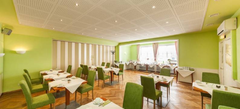 埃尔姆霍恩的三冠酒店(Hotel Drei Kronen Elmshorn)图片