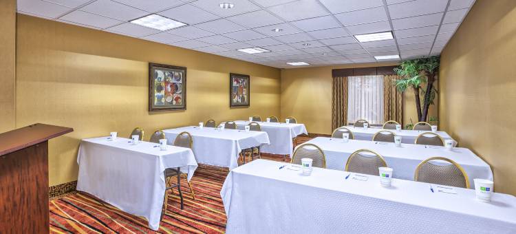 智选假日套房酒店马里斯维尔(Holiday Inn Express & Suites Marysville)图片