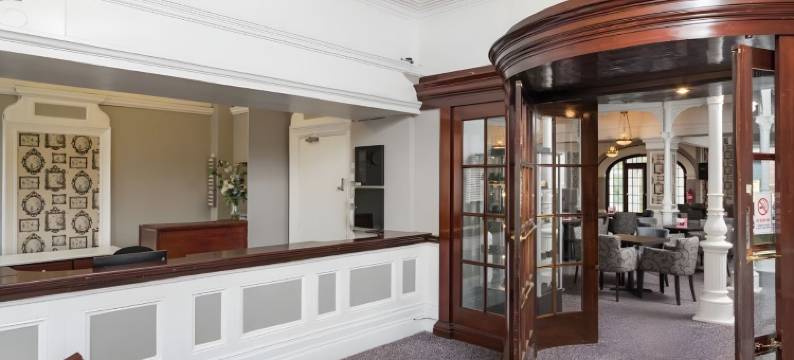 岩石谷酒店(The Valley of Rocks Hotel)图片