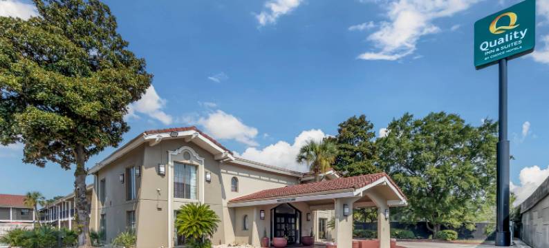 北查尔斯顿品质酒店及套房 - 阿什利磷酸盐(Quality Inn & Suites North Charleston - Ashley Phosphate)图片