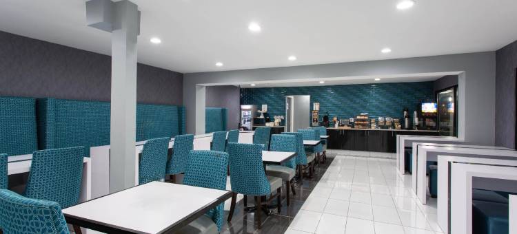 夏洛特大学温德姆呗盟酒店(Baymont by Wyndham Charlotte University)图片