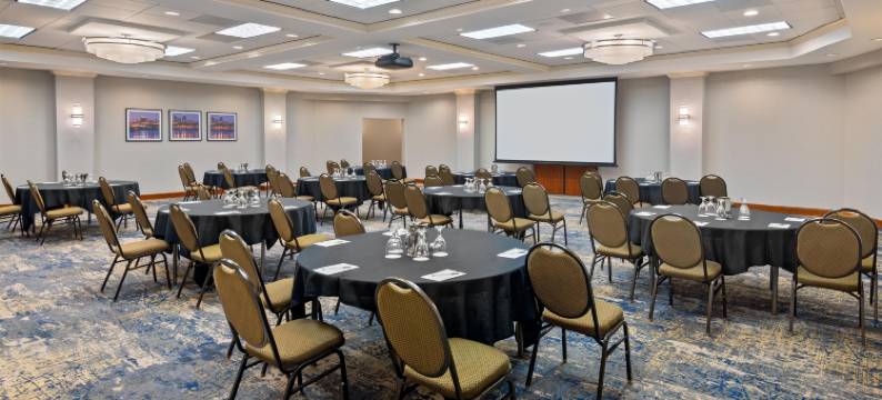 希尔顿欢朋套房酒店-堪萨斯城乡村俱乐部广场(Hampton Inn & Suites Kansas City-Country Club Plaza)图片