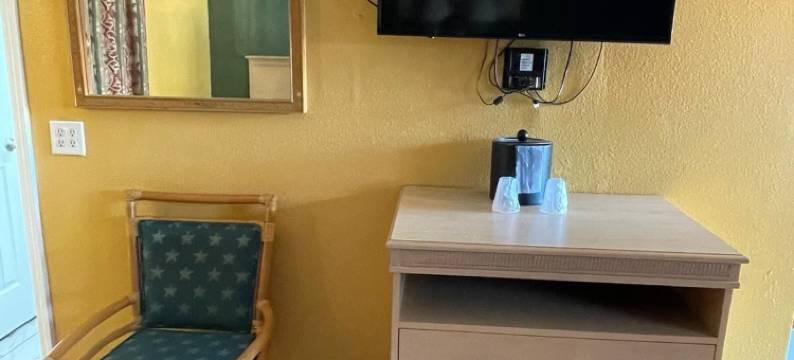 香格里拉奥卡拉和301号公路汽车旅馆(Shangri la Motel Ocala Near Hwy 301)图片