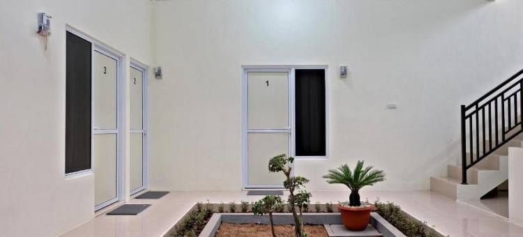 红门酒店@达内斯蒂民宿-近苏丹哈桑丁机场(RedDoorz Syariah @ Danesti Homestay Near Bandara Sultan Hasanuddin)图片