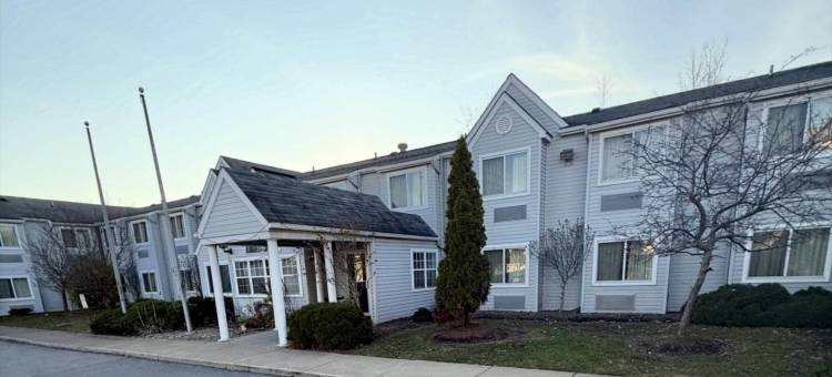 托纳万达中心路酒店(CenterWay Hotel Tonawanda)图片