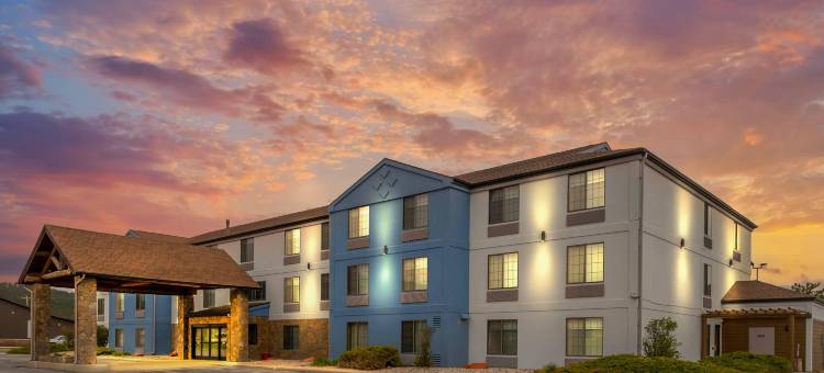 桑默塞特舒适套房酒店 - 黑山丘陵地区(Comfort Inn & Suites Summerset - Black Hills Area)图片