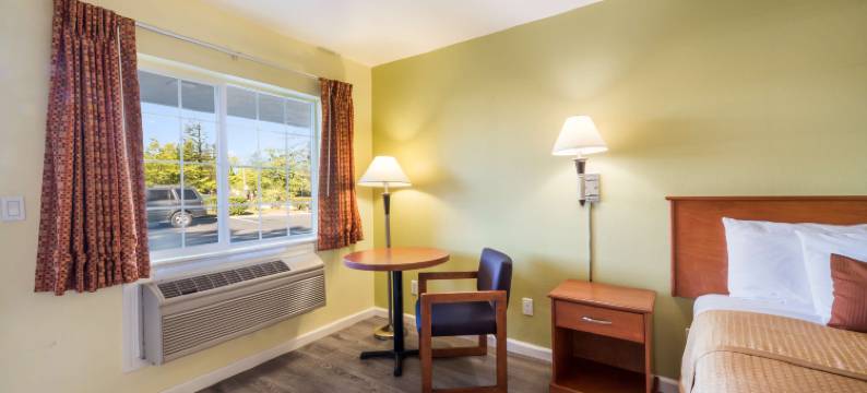 加州圣罗莎美洲最佳价值酒店(Americas Best Value Inn Santa Rosa)图片