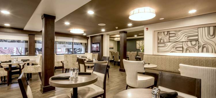 蒙哥马利市区希尔顿逸林酒店(DoubleTree by Hilton Montgomery Downtown)图片