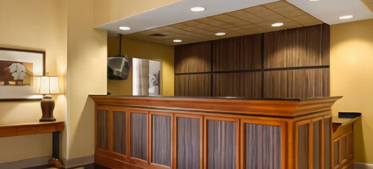 肯纳瑟拉昆塔温德姆套房酒店(La Quinta Inn & Suites by Wyndham Kennesaw)图片