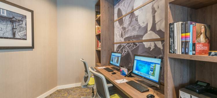 慕尼黑市西希尔顿欢朋酒店(Hampton by Hilton Munich City Centre West)图片