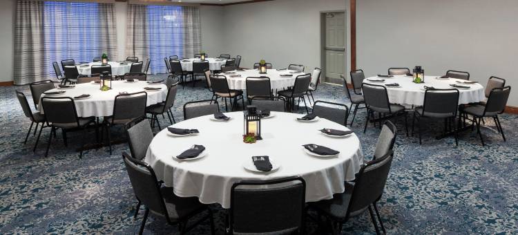 内珀维尔/沃伦维尔希尔顿花园酒店(Hilton Garden Inn Naperville/Warrenville)图片