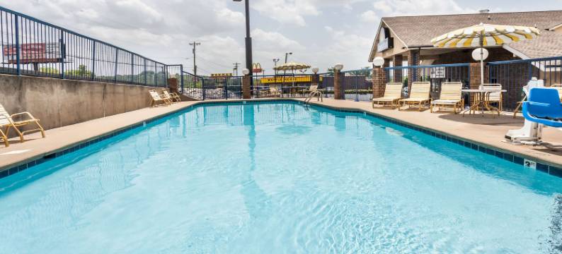 纳什维尔北/欧普兰区温德姆戴斯酒店(Days Inn by Wyndham Nashville North/Opryland Area)图片