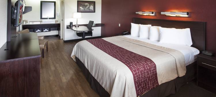 费城机场红顶Plus酒店(Red Roof Plus+ Philadelphia Airport)图片