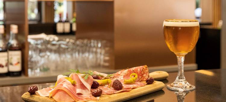 波尔多市中心圣让火车站诺富特酒店(近高铁站、加龙河畔)(Novotel Bordeaux Centre Gare Saint Jean)图片