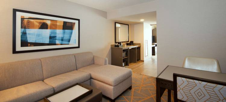 辛辛那提东北布鲁艾施希尔顿安泊套房酒店(Embassy Suites by Hilton Cincinnati Northeast Blue Ash)图片