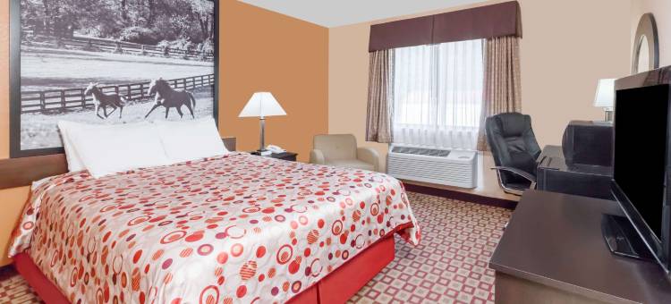 博林格林南温德姆速8酒店(Super 8 by Wyndham Bowling Green South)图片