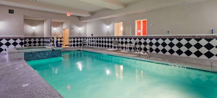 拉雷多贝斯特韦斯特优质套房酒店(Best Western Plus Laredo Inn  Suites)图片
