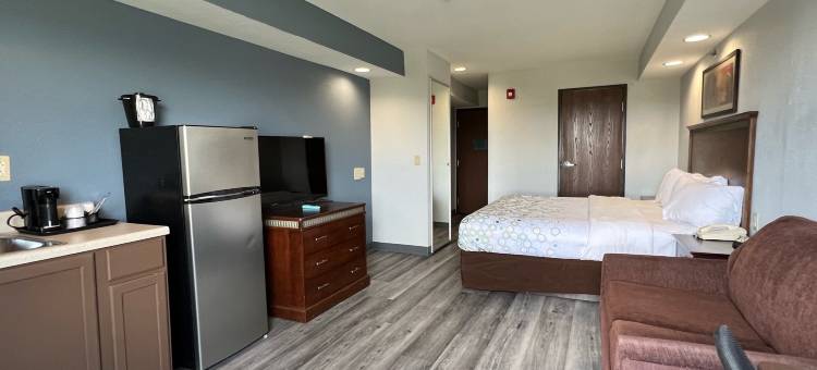 华盛顿霍姆汤公寓(HomeTowne Studios & Suites Washington)图片