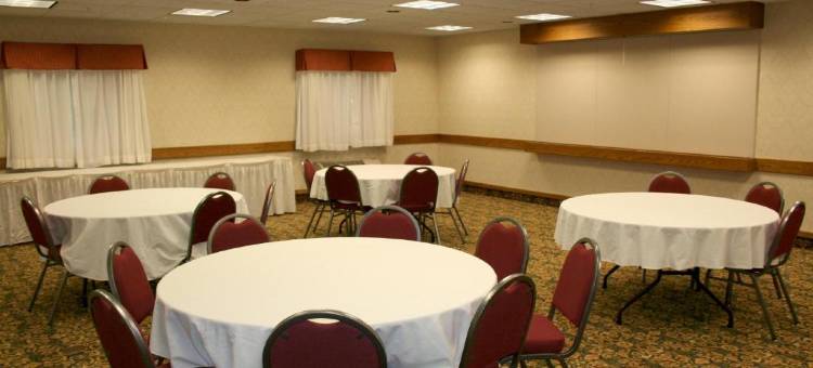 波塔吉呗盟套房酒店(Baymont by Wyndham Portage Indiana Dunes)图片