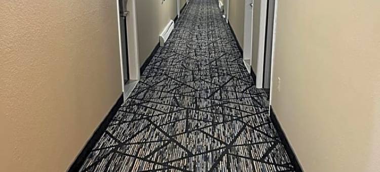 埃斯卡纳巴速8酒店(Super 8 by Wyndham Escanaba)图片