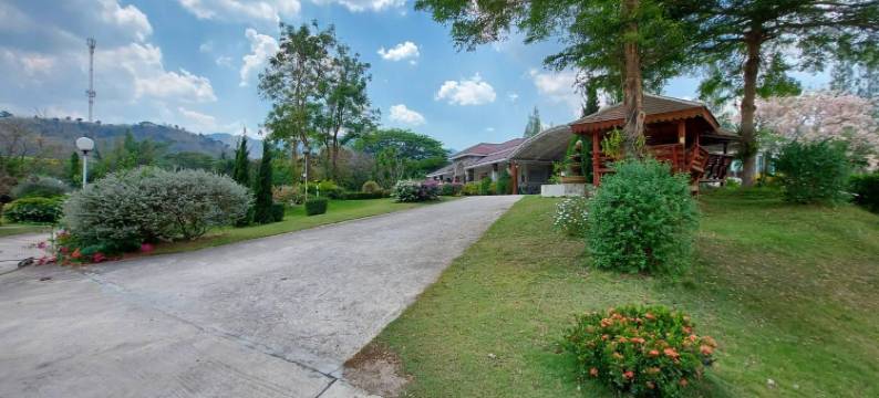 塔劳斯里和溪畔度假村(Tanaosri & Creekside Resort)图片