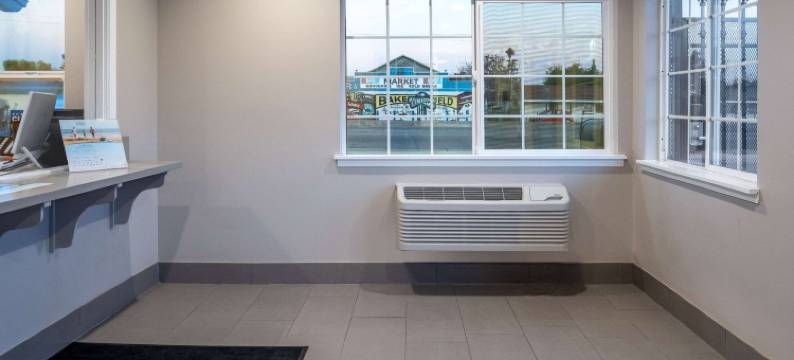 加州贝克斯菲尔德温德姆速8酒店(Super 8 by Wyndham Bakersfield CA)图片