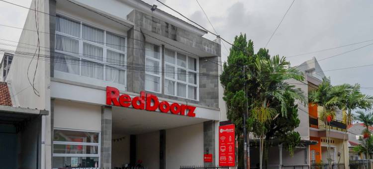 红多兹伊斯兰酒店-近UNSOED(RedDoorz Syariah Near Unsoed)图片
