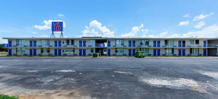 阿肯色范布伦 6 号汽车旅馆(Motel 6 Van Buren, AR)图片