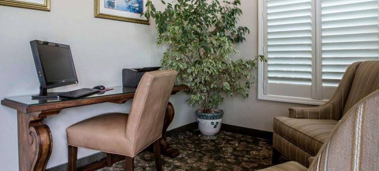 乔治湖凯艺酒店(Quality Inn Lake George)图片