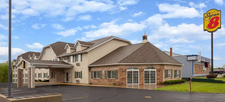 瑞德堡速8酒店(Super 8 by Wyndham Reedsburg)图片