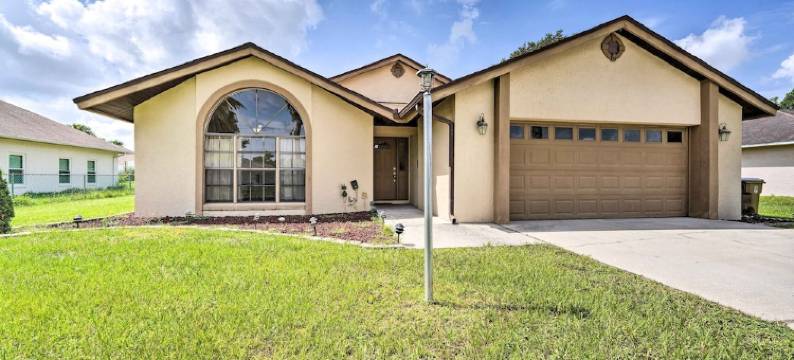 Sunny Kissimmee Home ~ 21 Mi to Disney Parks!图片